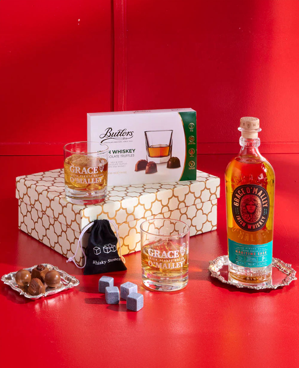Premium Whiskey Connoisseur Gift Hamper Premium Whiskey Connoisseur Gift Hamper